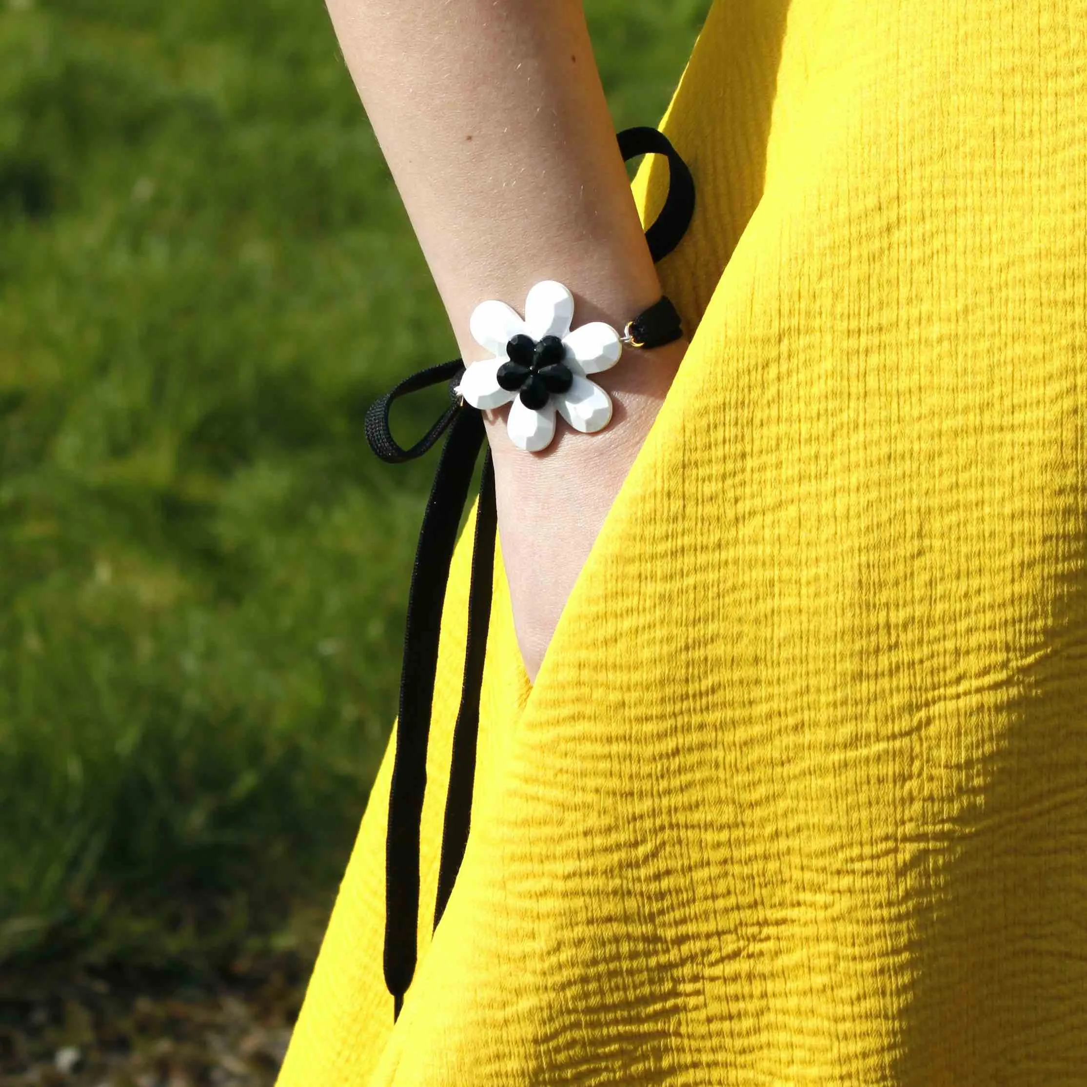 Flower Wrist Wrap